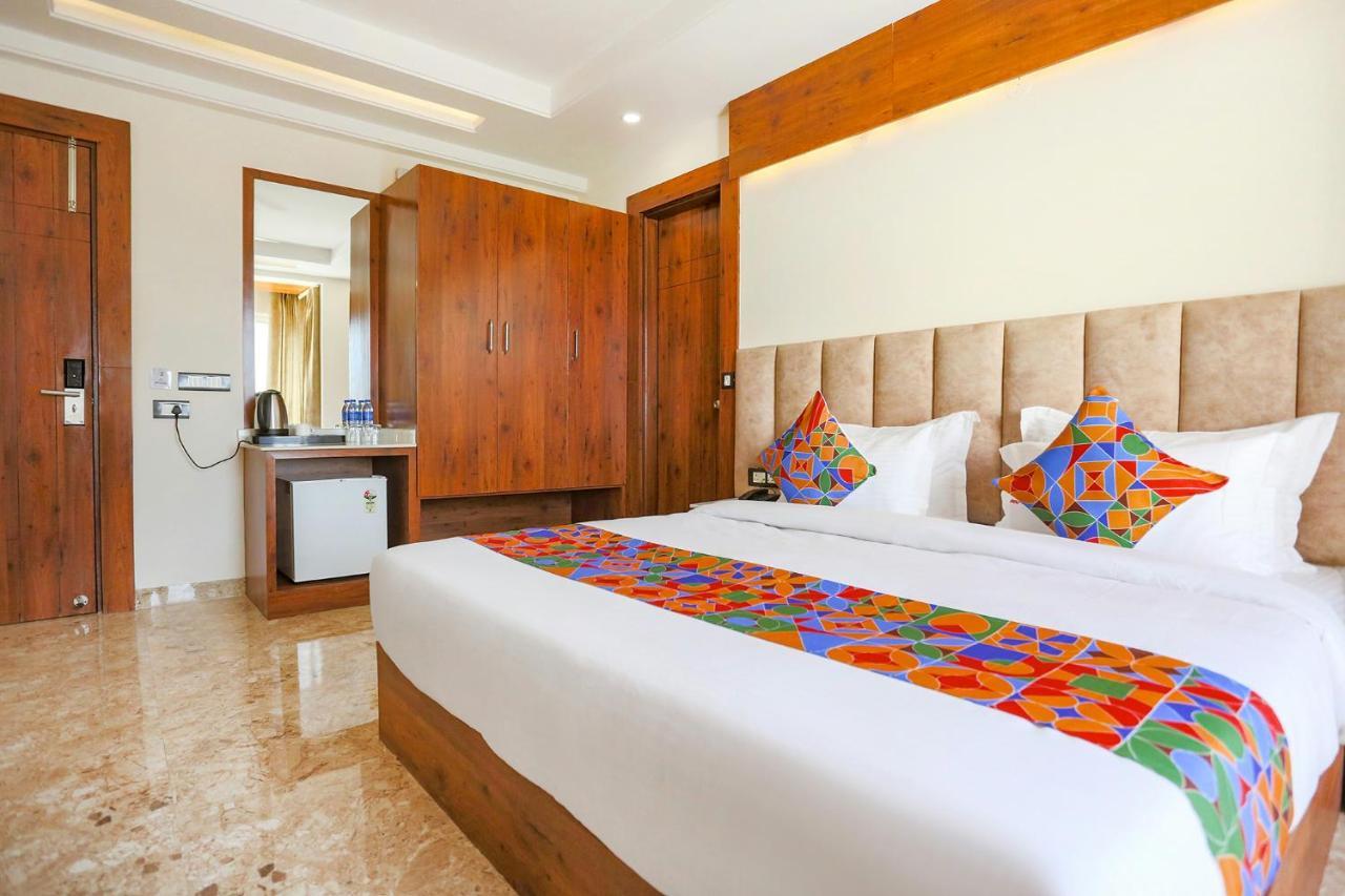 Fabhotel Golf Inn Golf Course Road غورغاون المظهر الخارجي الصورة