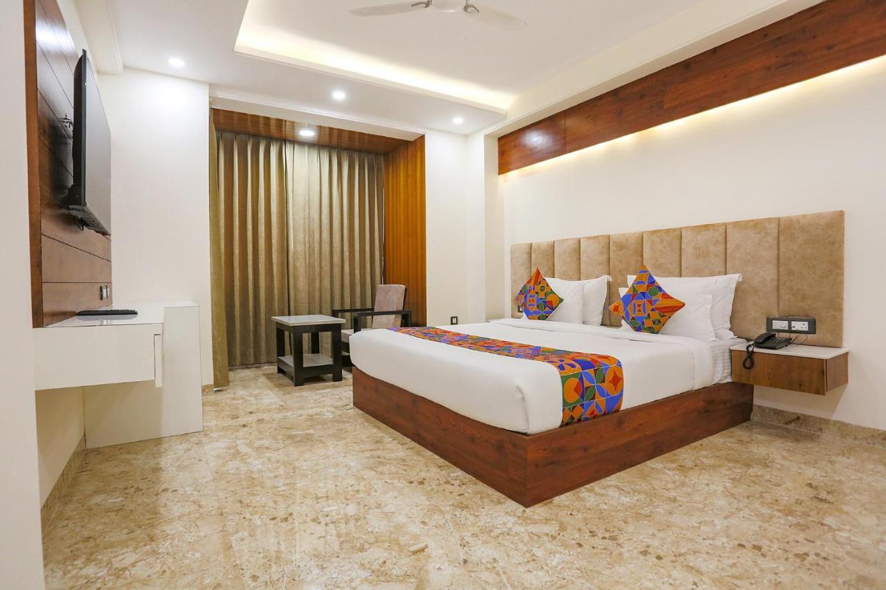 Fabhotel Golf Inn Golf Course Road غورغاون المظهر الخارجي الصورة
