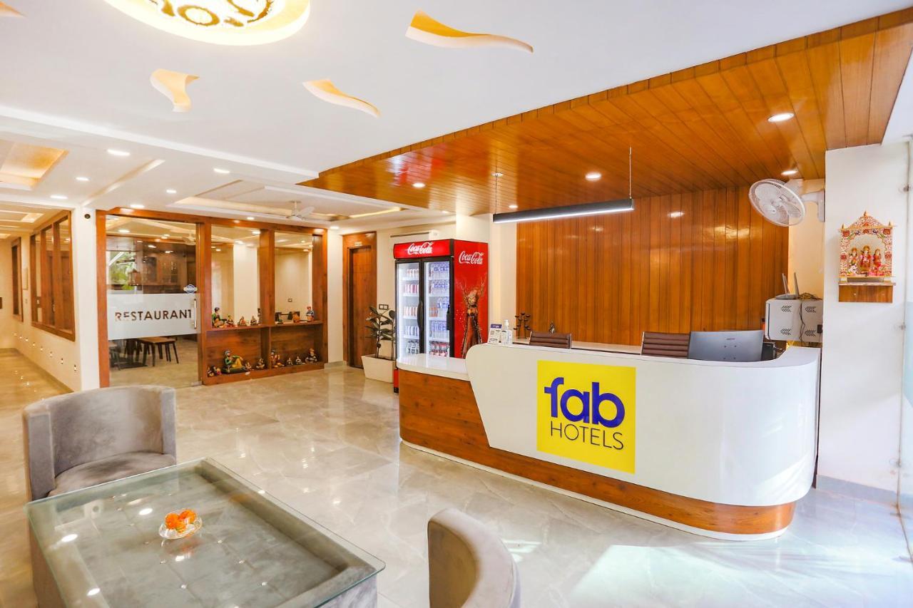 Fabhotel Golf Inn Golf Course Road غورغاون المظهر الخارجي الصورة